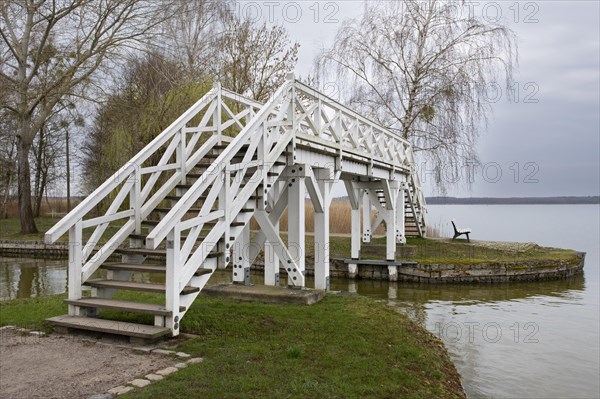 White Bridge, pedestrian bridge, Zierker See, Neustrelitz, Mecklenburg-Vorpommern, Germany, Europe