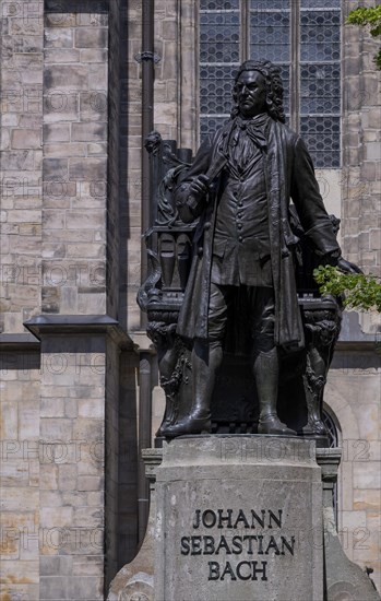 Monument to Johann Sebastian Bach in front of St Thomas' Church, Leipzig, Saxony, Germany, Europe