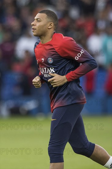 Football match, captain Kylian MBAPPE' Paris St Germain concentrates during the pre-match warm-up,