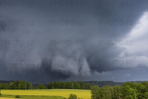 A thunderstorm cell moves over Porschdorf in Saxon Switzerland, thunderstorm, Porschdorf, Saxony,