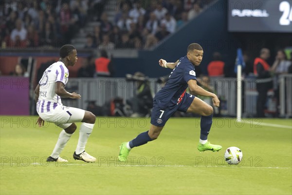 Football match, captain Kylian MBAPPE' Paris St. Germain right on the ball and in an energetic step
