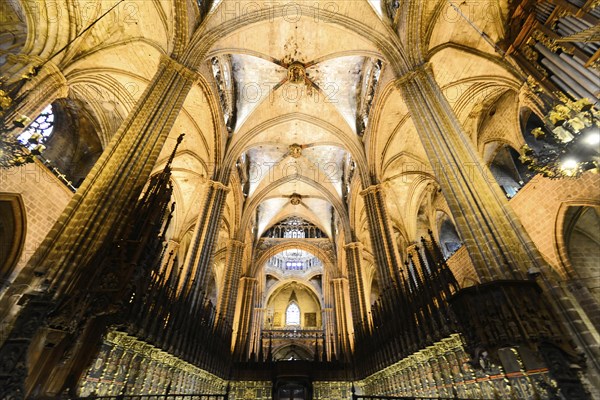 Interior view, La Catedral de la Santa Creu i Santa Eulalia, Barri Gotic, Barcelona, Catalonia,