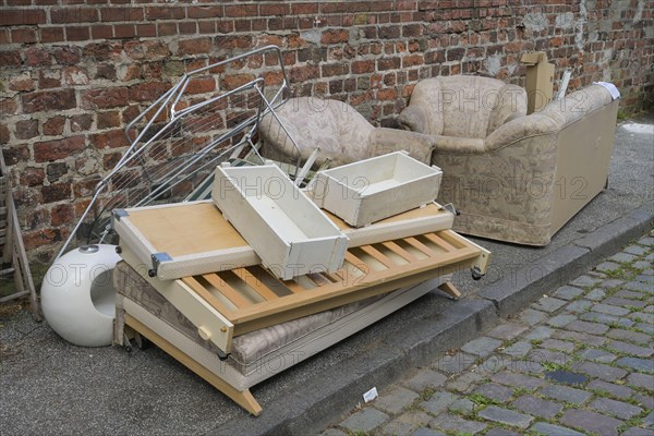 Bulky waste, Old Town, Luebeck, Lower Saxony, Germany, Europe
