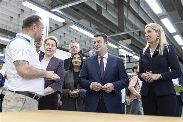Hubertus Heil (SPD), Federal Minister of Labour and Social Affairs, Franziska Giffey (SPD), Senator