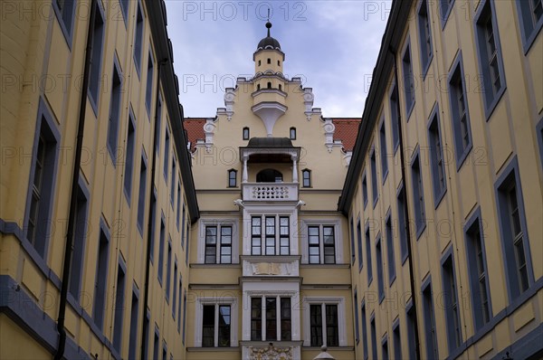 Historic building complex Hotel Barthels Hof, shopping arcade, shopping mall, shopping centre,