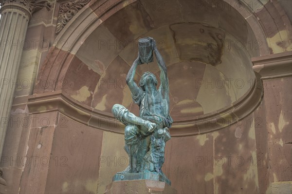 Fountain The Little Winegrower, Colmar, Alsace, France, Europe