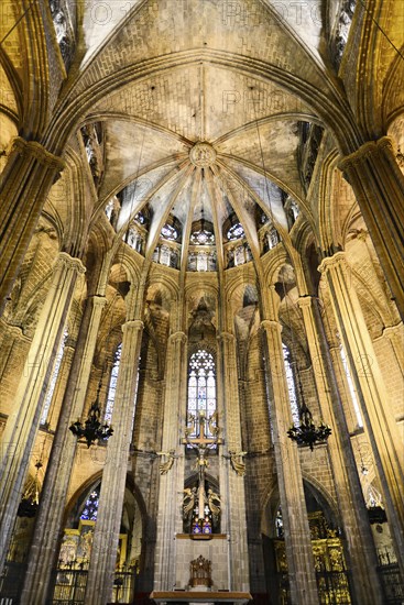 Interior view, La Catedral de la Santa Creu i Santa Eulalia, Barri Gotic, Barcelona, Catalonia,