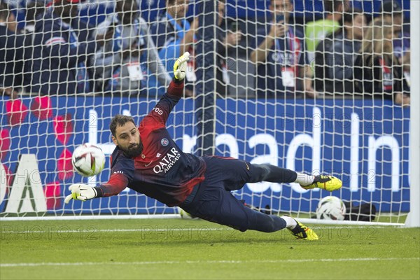 Football match, Gianluigi DONNARUMMA Paris St Germain saves a shot during the pre-match warm-up,