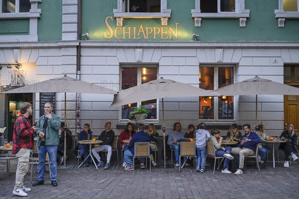 Gasthaus Schlappen, Beim Martinstor, Loewenstrasse, Freiburg im Breisgau, Baden-Wuerttemberg,