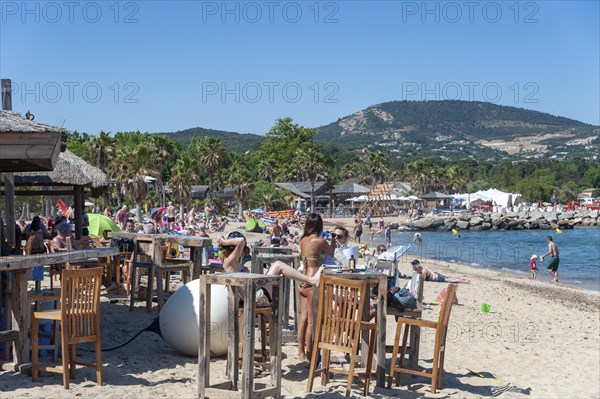 Bathing beach, Plage de Port Grimaud, Port Grimaud, Var, Provence-Alpes-Cote d Azur, France, Europe