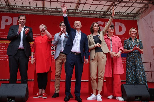 SPD rally for the European elections in Leipzig. Here the SPD Chairmen Lars Klingbeil: Petra