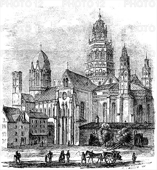 Mainz Cathedral, Mainz, Rhineland-Palatinate, horse-drawn carriage, people, Germany, church