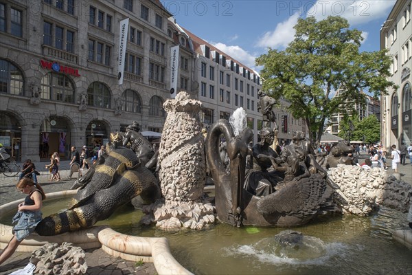 Fountain the marriage carousel, designed after a poem by Hans Sachs, created by the sculptor Jürgen