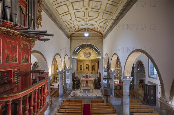 Arp Schnitger organ, view of the chancel, Cathedral Igreja da Sé Catedral de Faro, Old Town, Faro,