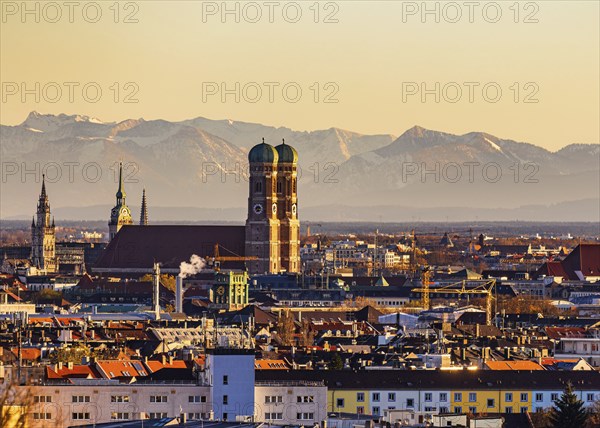 Famous Frauenkirche landmark on a day with Foehn winds