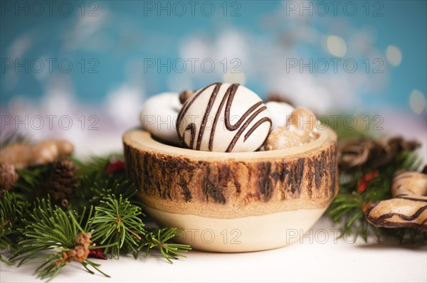 Nurnberg elisen gingerbread mix, traditional german christmas sweets with fir branches and pine