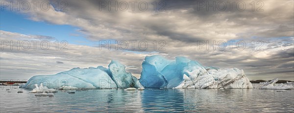 Spectacular sunset in the famous Jokulsarlon Glacier Lagoon Iceland