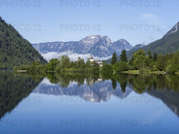 Morning atmosphere, reflection, Grundlsee Castle in the morning light, Grundlsee, Salzkammergut,
