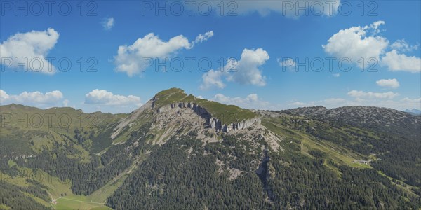 Mountain panorama from Wallmendinger Horn, 1990m, to Hoher Ifen, 2230m, Kleinwalsertal, Vorarlberg,