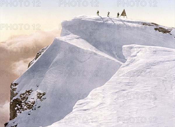 Spitze des Titlis, ein 3238 m ü. M. hoher Berg in der Gebirgsgruppe der Urner Alpen in der