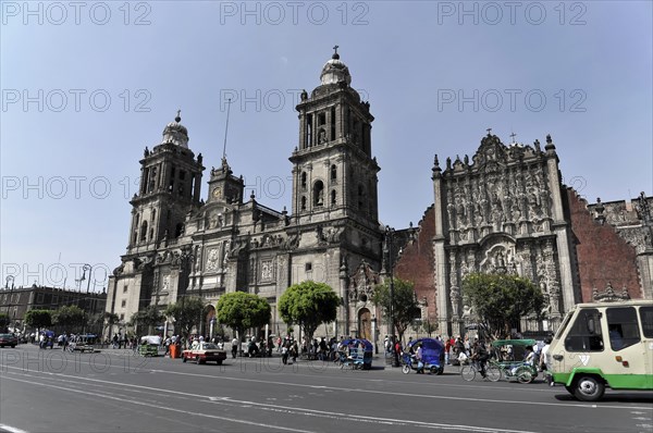 Cathedral, Zocalo, Mexico City, Distrito Federal, Mexico, Central America, Old cathedral with