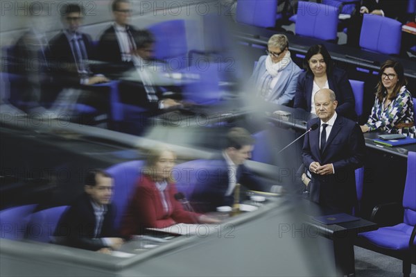 Olaf Scholz (SPD), Federal Chancellor, recorded during a government questioning in the German