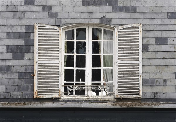 Transom window with shutters in Honfleur Window with shutters in France