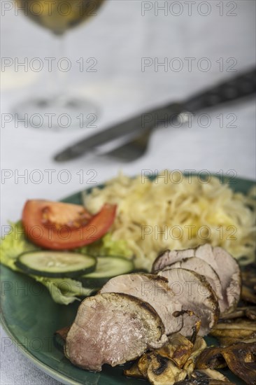 Pork fillet with mushrooms and cream sauce