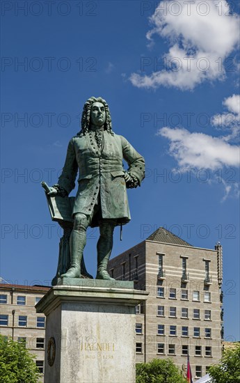 Handel monument by sculptor Hermann Heidel in honour of the Baroque composer George Frideric