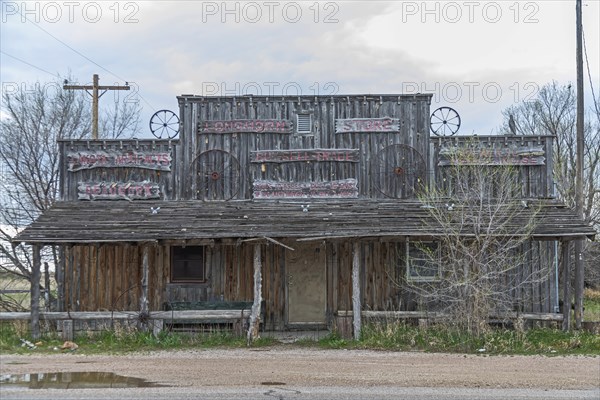 Scenic, South Dakota, The small town of Scenic, now mostly abandoned, between Badlands National