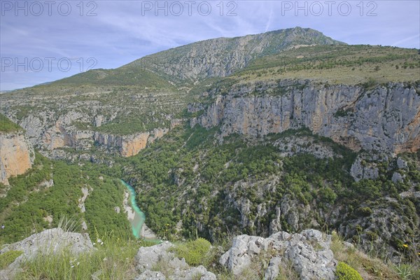 Gorges du Verdon, Verdon Gorge with mountain landscape, Verdon, river, gorge, cliffs, mountains,
