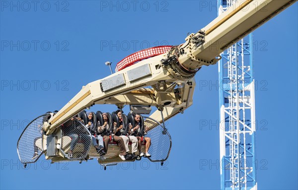 The Rhine Fair in Düsseldorf, in the Rhine meadows in the Oberkassel district, on the Rhine, North