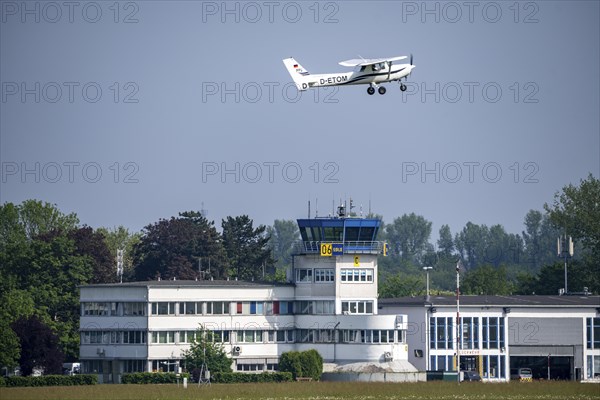 Mülheim-Essen airfield, commercial airfield in the south of Essen and in the east of Mülheim an der