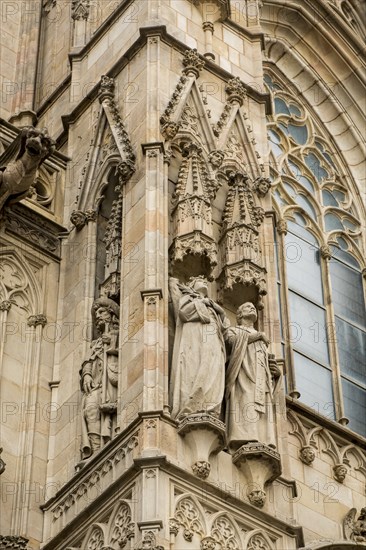Die Aussenansicht der Kathedrale von Barcelona (Kathedrale des Heiligen Kreuzes), Barcelona,