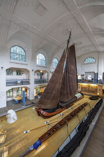 Museum of German Inland Navigation, in the former Ruhrort indoor swimming pool, in Duisburg, cargo