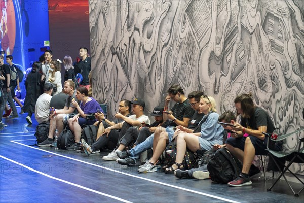 Gamescom, the world's largest trade fair for video and computer games, queue in front of the stands