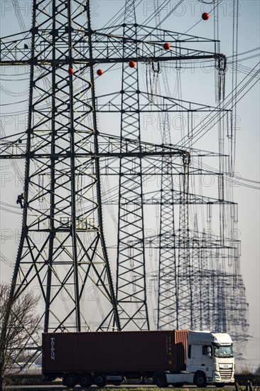 A44 motorway, new construction of a 380-kV extra-high-voltage overhead line, with 23 pylons over a