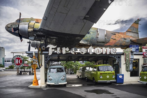 Propeller plane VW Buses