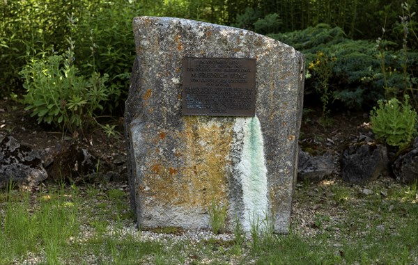 Memorial, memorial stone with plaque for Pastor M. Friedrich Eng, shot by imperial soldiers in