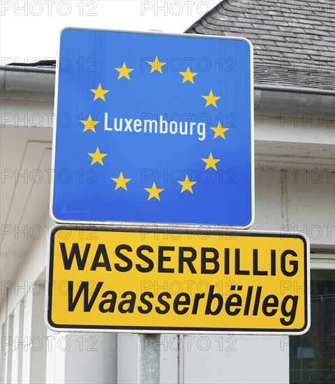 Border between Luxembourg and Germany, sign of European Union flag, Wasserbillig town at the