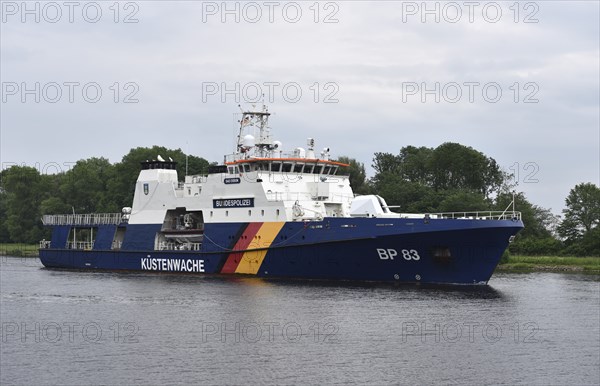 Coastguard vessel in the Kiel Canal, Kiel Canal, Schleswig-Holstein, Germany, Europe