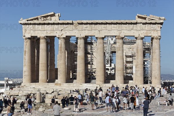 Parthenon Temple, in front of it many tourists, Acropolis, Athens, Greece, Europe
