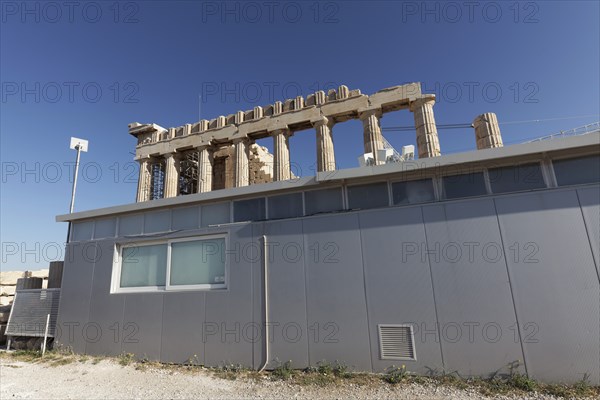 Building hut in front of the Parthenon Temple, Acropolis, Athens, Greece, Europe