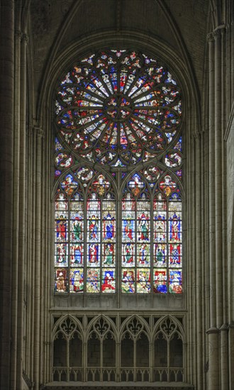 Rose window of the transept, Romanesque-Gothic Saint-Julien du Mans Cathedral, Le Mans, Sarthe