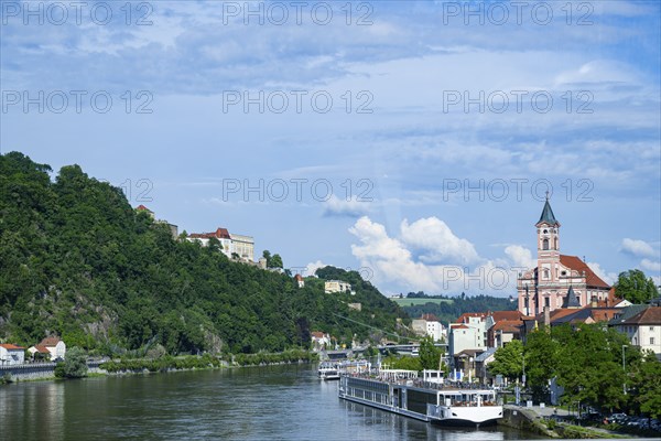 View over Danubia river on 'Veste Oberhaus' ant the church, Passau, Bavaria, Germany, Europe