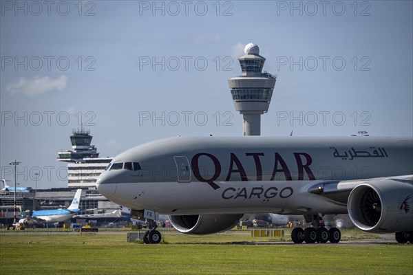 Aircraft at Amsterdam Schiphol Airport, on the taxiway for take-off on the Aalsmeerbaan, 18L/36R,