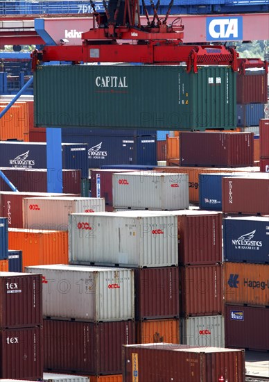 Hamburg, 19 June 2009, Container Terminal Altenwerder, Hamburger Hafen und Logistik AG, HHLA,