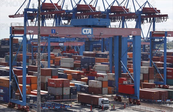 Hamburg, 19 June 2009, Container Terminal Altenwerder, Hamburger Hafen und Logistik AG, HHLA,