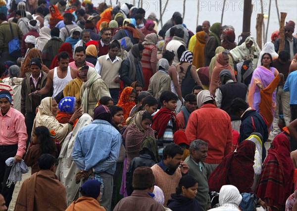 Allahabad, India, 20.01.2010, Hindus gather for the Magh Mela in Allahabad to take a holy dip at