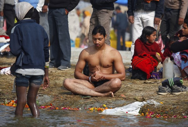 Allahabad, India, 20.01.2010, Hindus gather for the Magh Mela in Allahabad to take a holy dip at